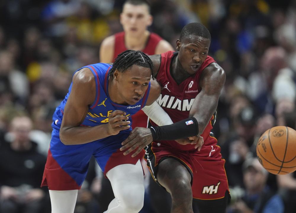 关键球员出 关键球员出