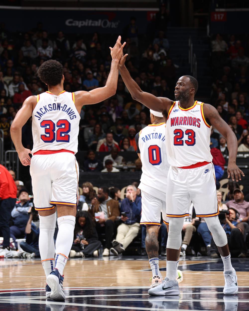 足球教练汉 足球教练汉