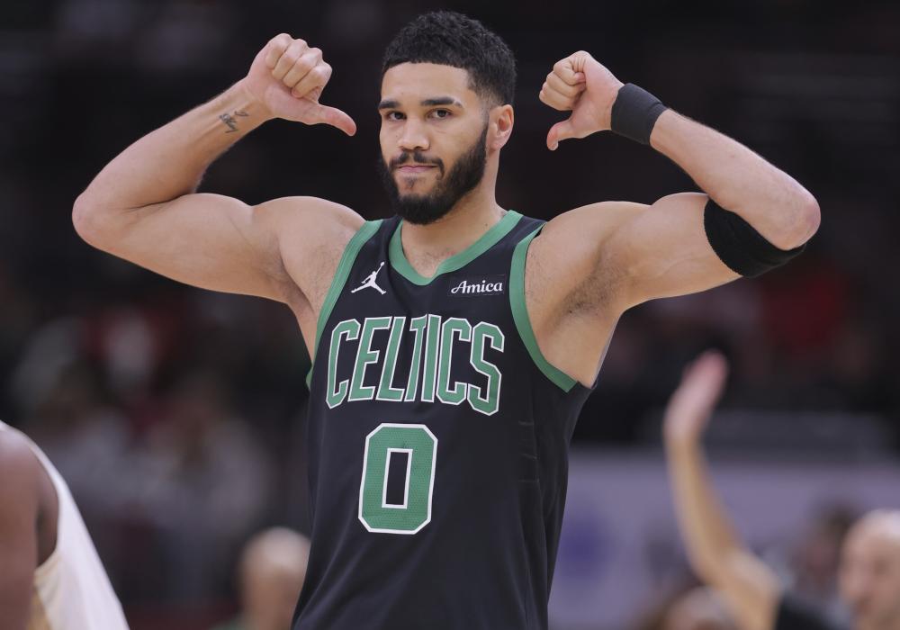 坚持攻势足 坚持攻势足